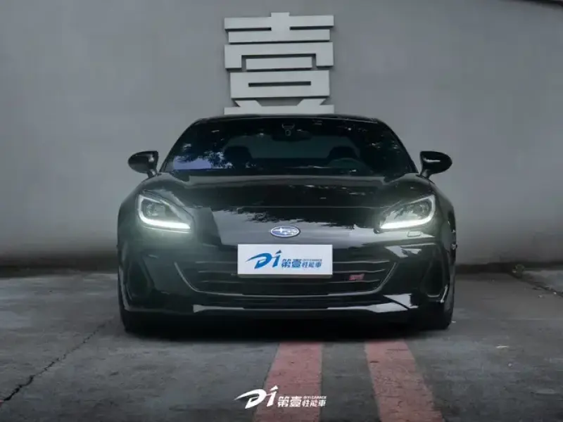 2024 Subaru BRZ с пробегом 4 000 км