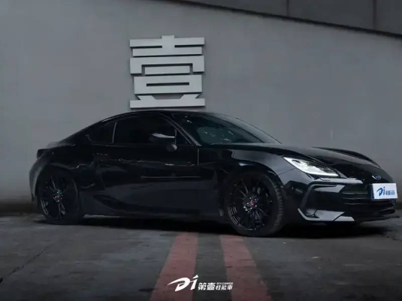 2024 Subaru BRZ с пробегом 4 000 км