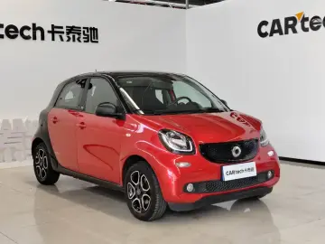 2017 Smart Forfour с пробегом 33 000 км