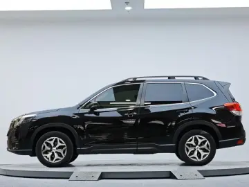2022 Subaru Forester с пробегом 72 000 км