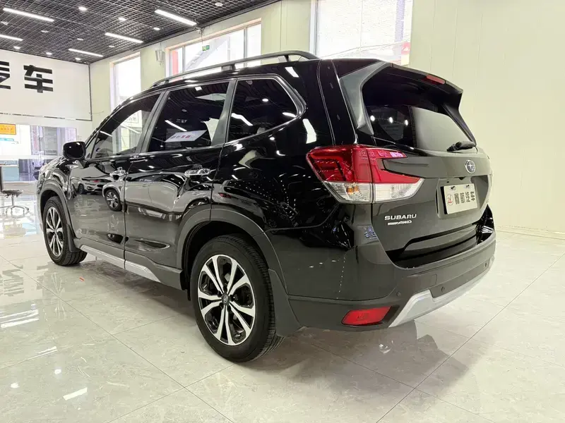 2021 Subaru Forester с пробегом 82 000 км