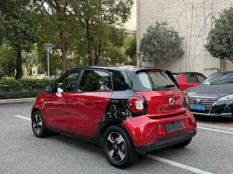 2018 Smart Forfour с пробегом 96 000 км