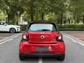 2018 Smart Forfour с пробегом 96 000 км