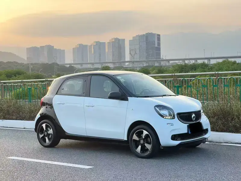 2018 Smart Forfour с пробегом 28 000 км