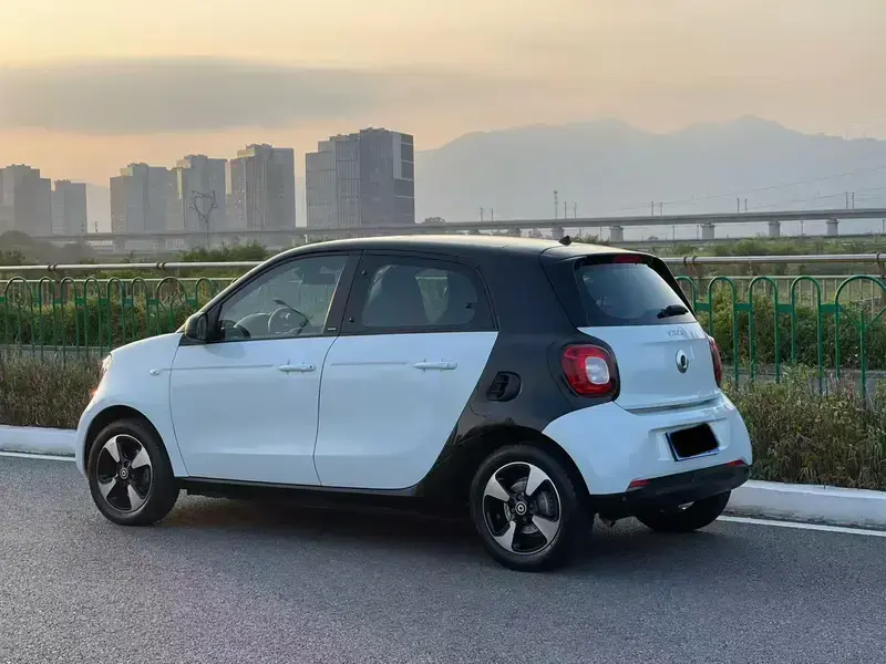 2018 Smart Forfour с пробегом 28 000 км