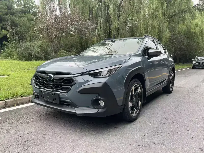 2024 Subaru Crosstrek с пробегом 24 000 км