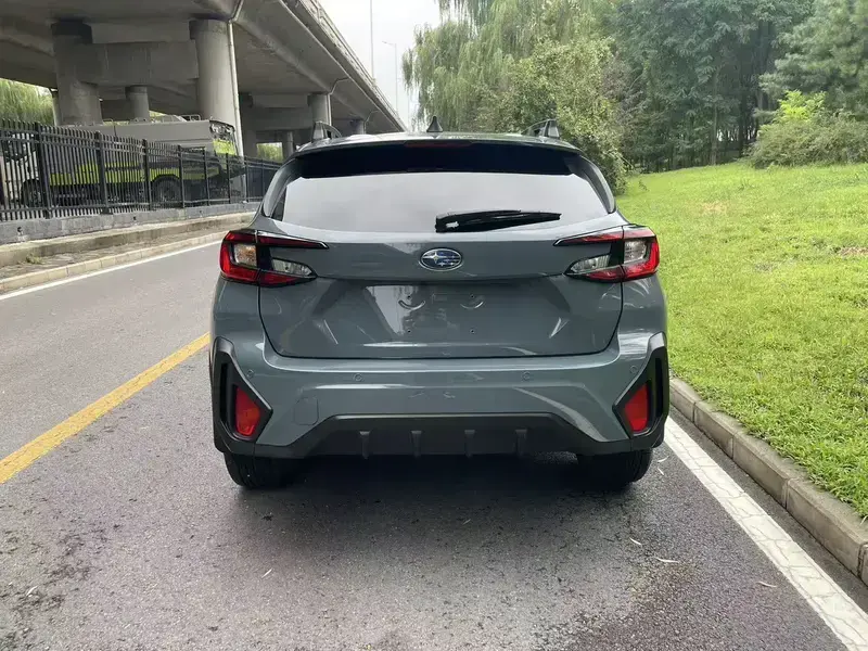 2024 Subaru Crosstrek с пробегом 24 000 км