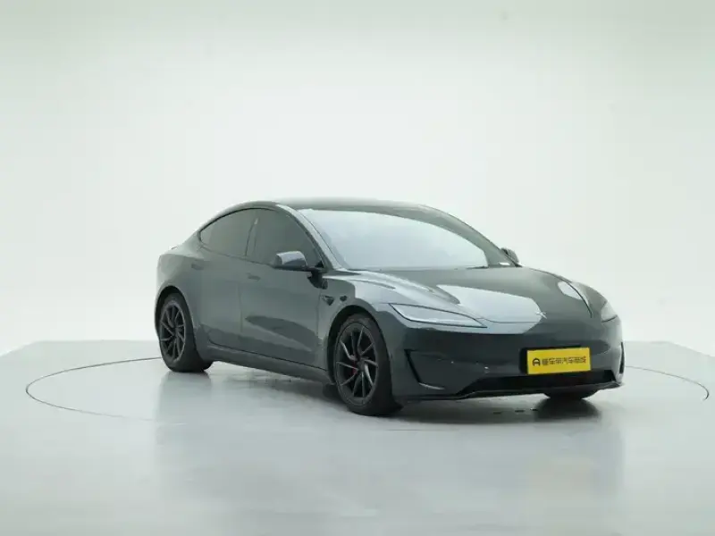 2024 Tesla Model 3 с пробегом 78 100 км