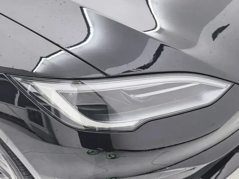 2023 Tesla Model S с пробегом 46 000 км