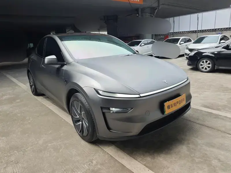 2025 Tesla Model Y с пробегом 57 600 км