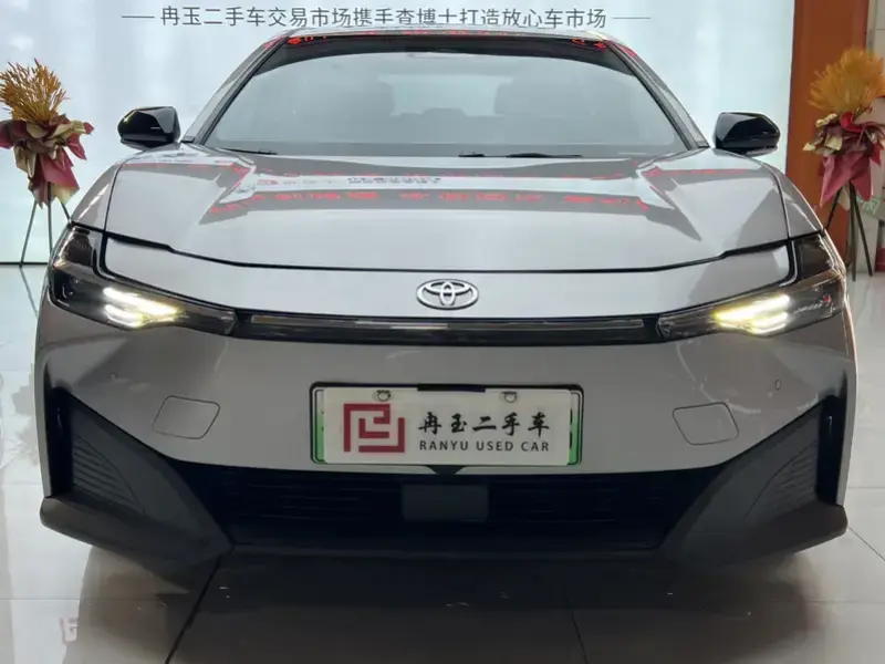 2024 Toyota bZ3 с пробегом 20 000 км