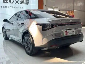2024 Toyota bZ3 с пробегом 20 000 км