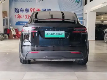 2023 Tesla Model X с пробегом 35 200 км