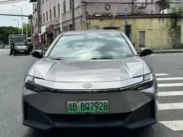2023 Toyota bZ3 с пробегом 120 000 км