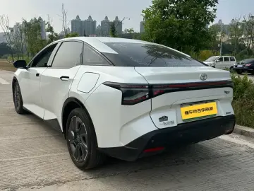 2023 Toyota bZ3 с пробегом 70 000 км
