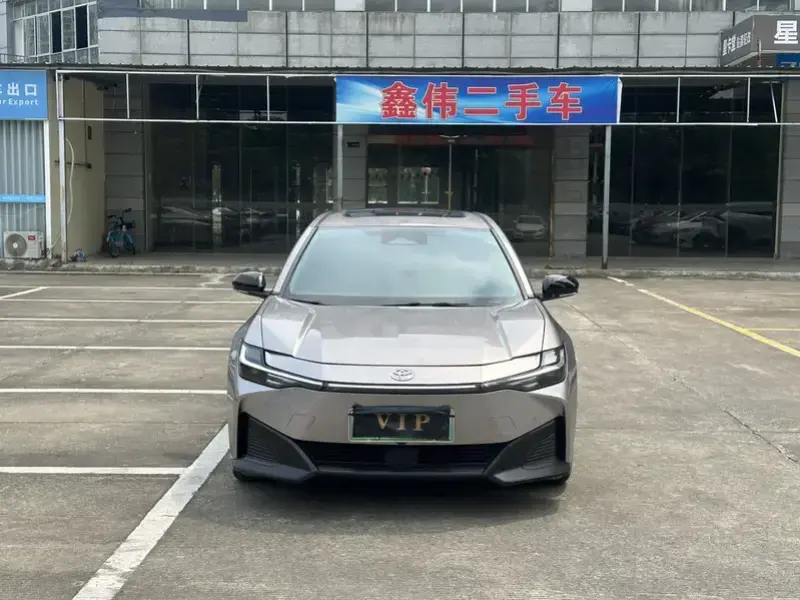 2023 Toyota bZ3 с пробегом 70 000 км