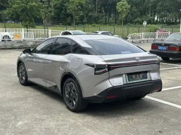 2023 Toyota bZ3 с пробегом 70 000 км