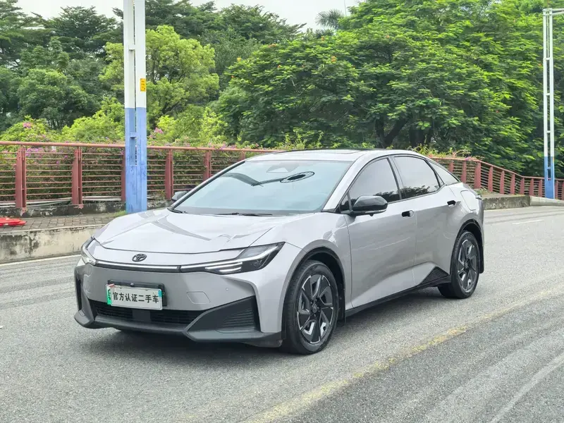 2024 Toyota bZ3 с пробегом 28 000 км