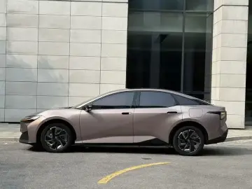 2023 Toyota bZ3 с пробегом 97 000 км