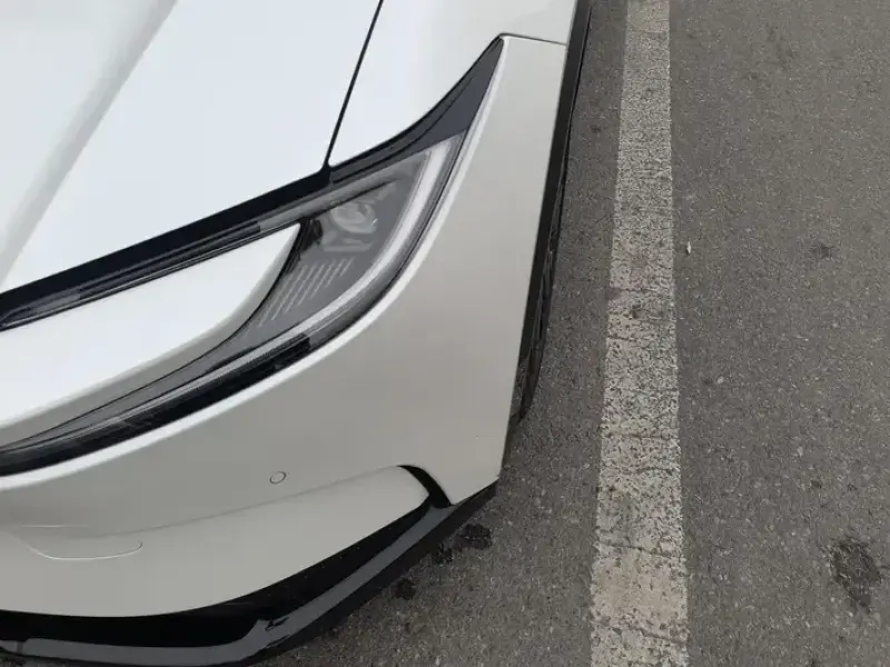 2025 Toyota bZ5 с пробегом 29 000 км