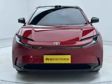 2025 Toyota bZ5 с пробегом 25 100 км