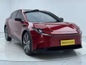 2025 Toyota bZ5 с пробегом 25 100 км