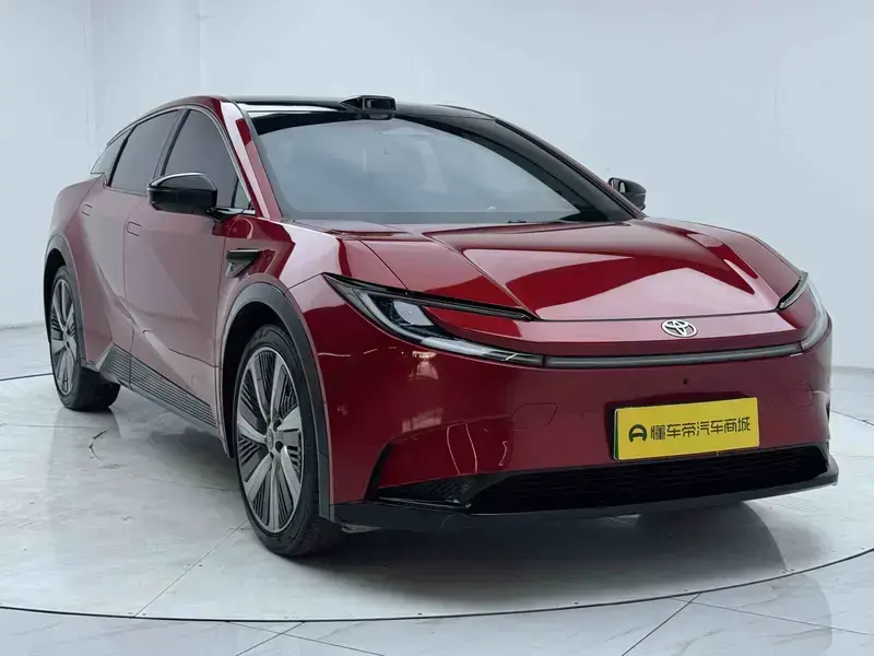 2025 Toyota bZ5 с пробегом 25 100 км