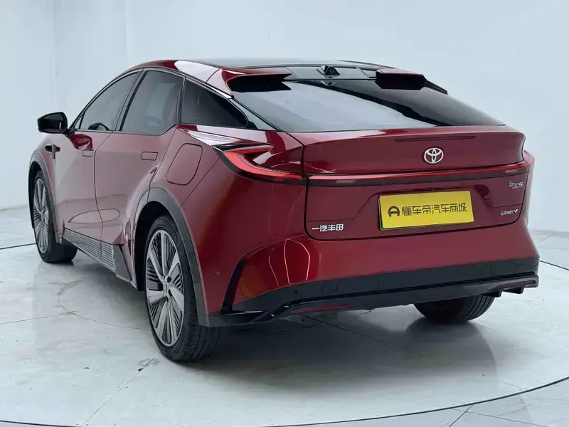 2025 Toyota bZ5 с пробегом 25 100 км