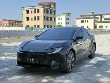 Toyota bZ5
