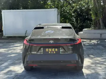 2025 Toyota bZ5 с пробегом 26 000 км