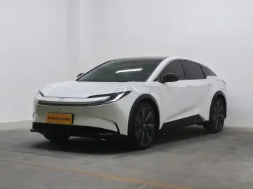 Toyota bZ5