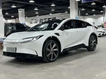 Toyota bZ5