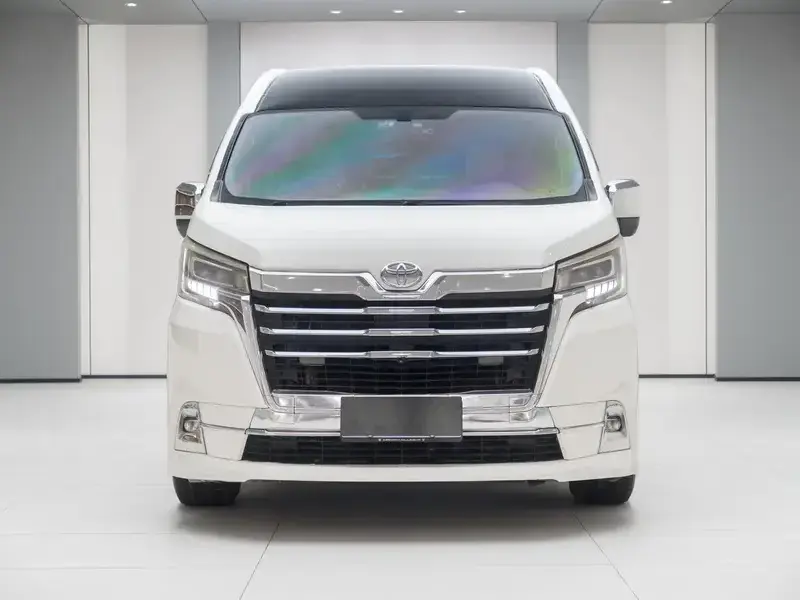 2020 Toyota Granvia с пробегом 88 000 км