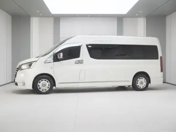 2020 Toyota Granvia с пробегом 88 000 км