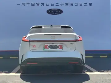 2025 Toyota bZ5 с пробегом 33 400 км