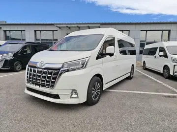 2022 Toyota HiAce с пробегом 500 км
