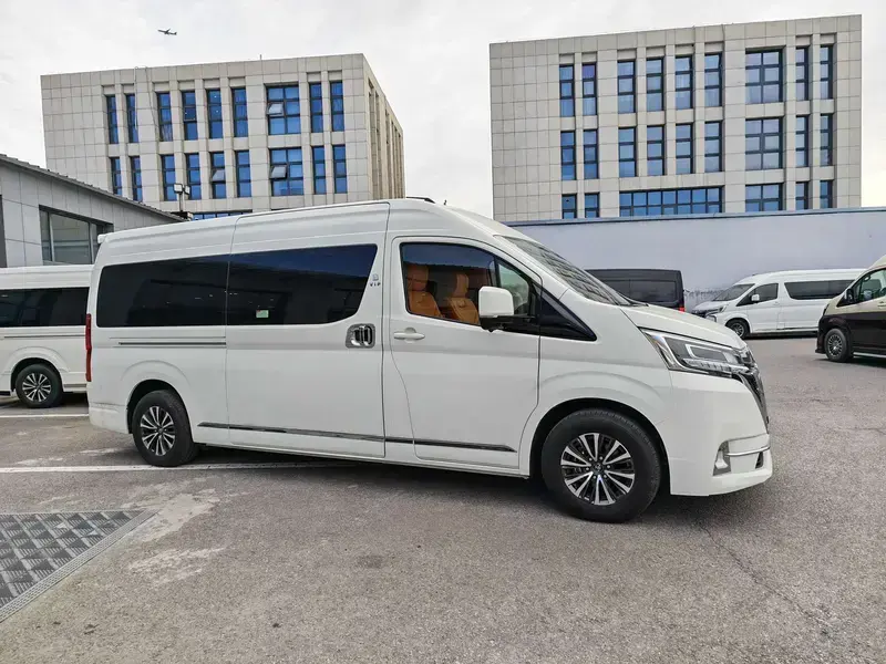 2022 Toyota HiAce с пробегом 500 км