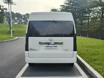 2022 Toyota HiAce с пробегом 23 000 км