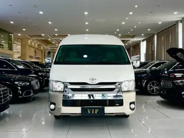 2011 Toyota HiAce с пробегом 37 000 км