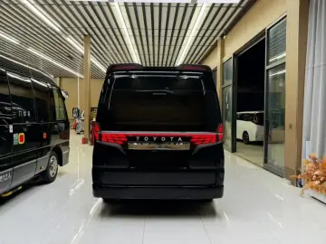 2026 Toyota HiAce с пробегом 13 000 км