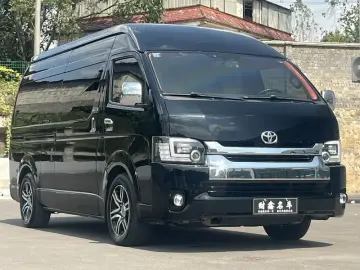 2011 Toyota HiAce с пробегом 84 000 км