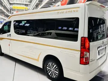 2024 Toyota HiAce с пробегом 25 000 км
