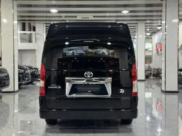 2024 Toyota HiAce с пробегом 6 000 км