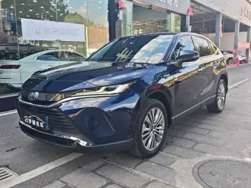 2022 Toyota Harrier с пробегом 92 000 км