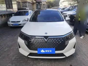 2023 Venucia D60 с пробегом 8 000 км
