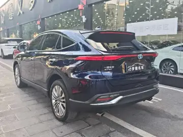 2022 Toyota Harrier с пробегом 92 000 км