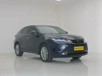 2022 Toyota Harrier с пробегом 54 700 км