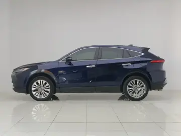2022 Toyota Harrier с пробегом 54 700 км