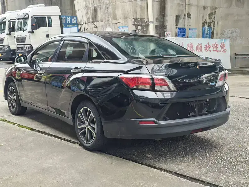 2019 Venucia D60 с пробегом 90 000 км