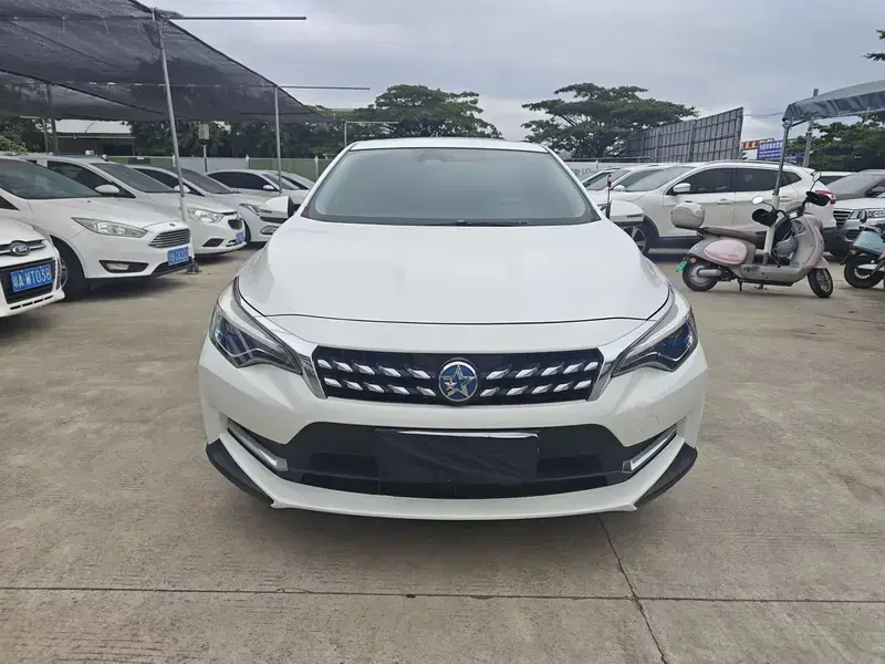 2019 Venucia D60 с пробегом 95 000 км